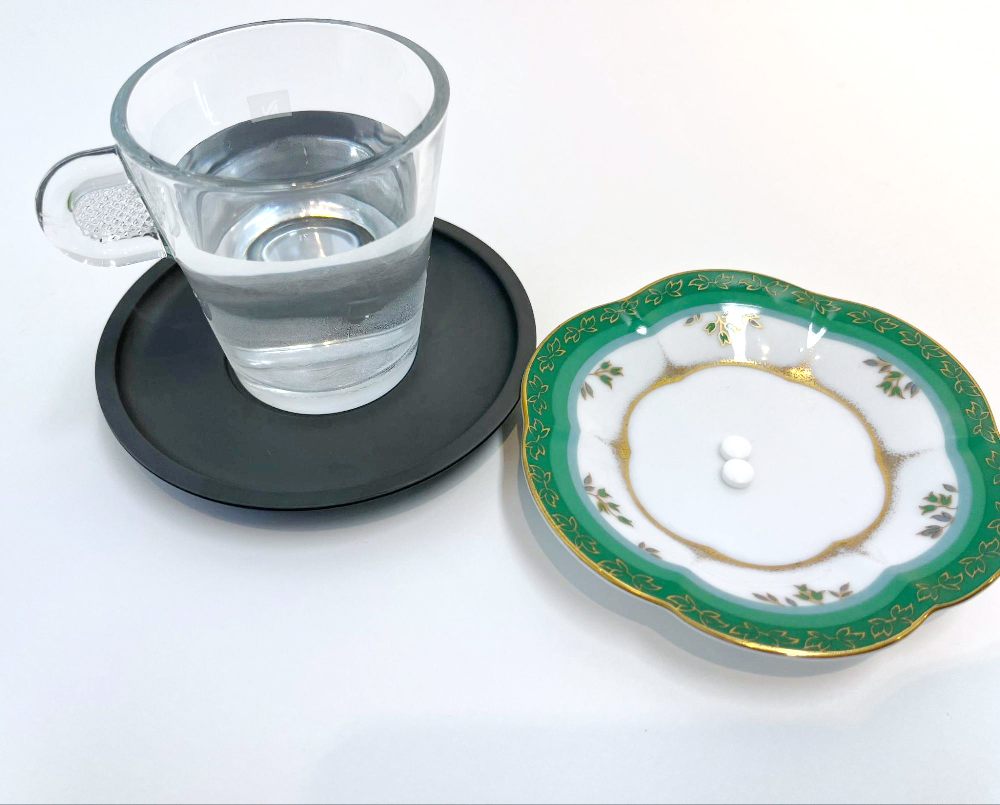 薬と水の写真